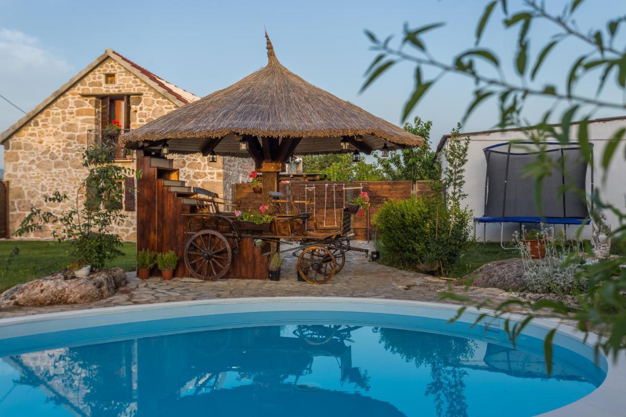 Kuca Za Odmor Joko I Jeka Villa Bogatić Kültér fotó