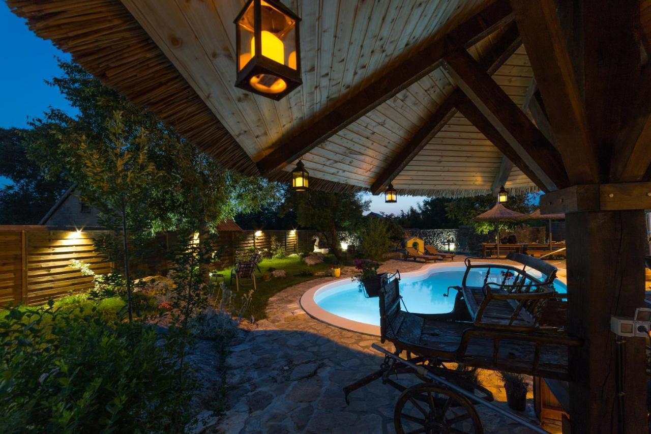 Kuca Za Odmor Joko I Jeka Villa Bogatić Kültér fotó