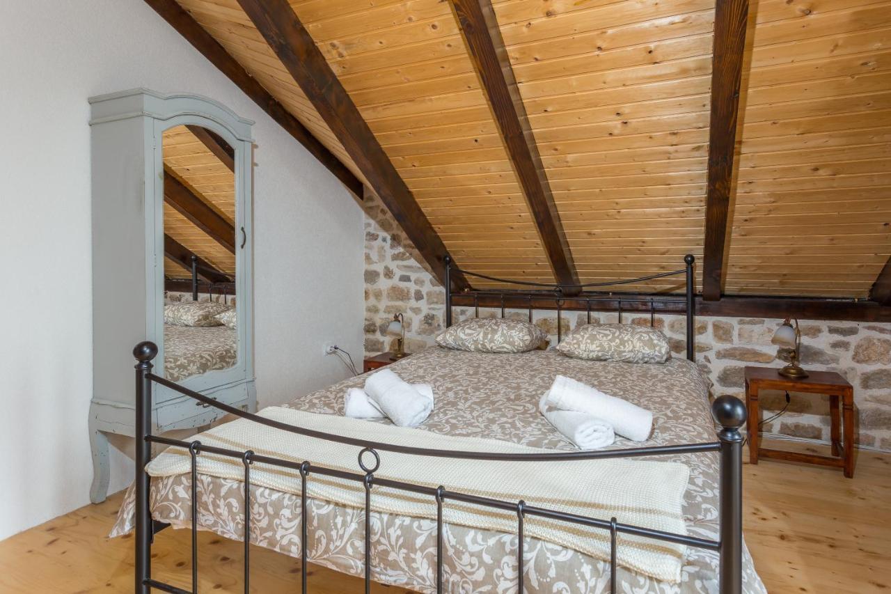 Kuca Za Odmor Joko I Jeka Villa Bogatić Kültér fotó